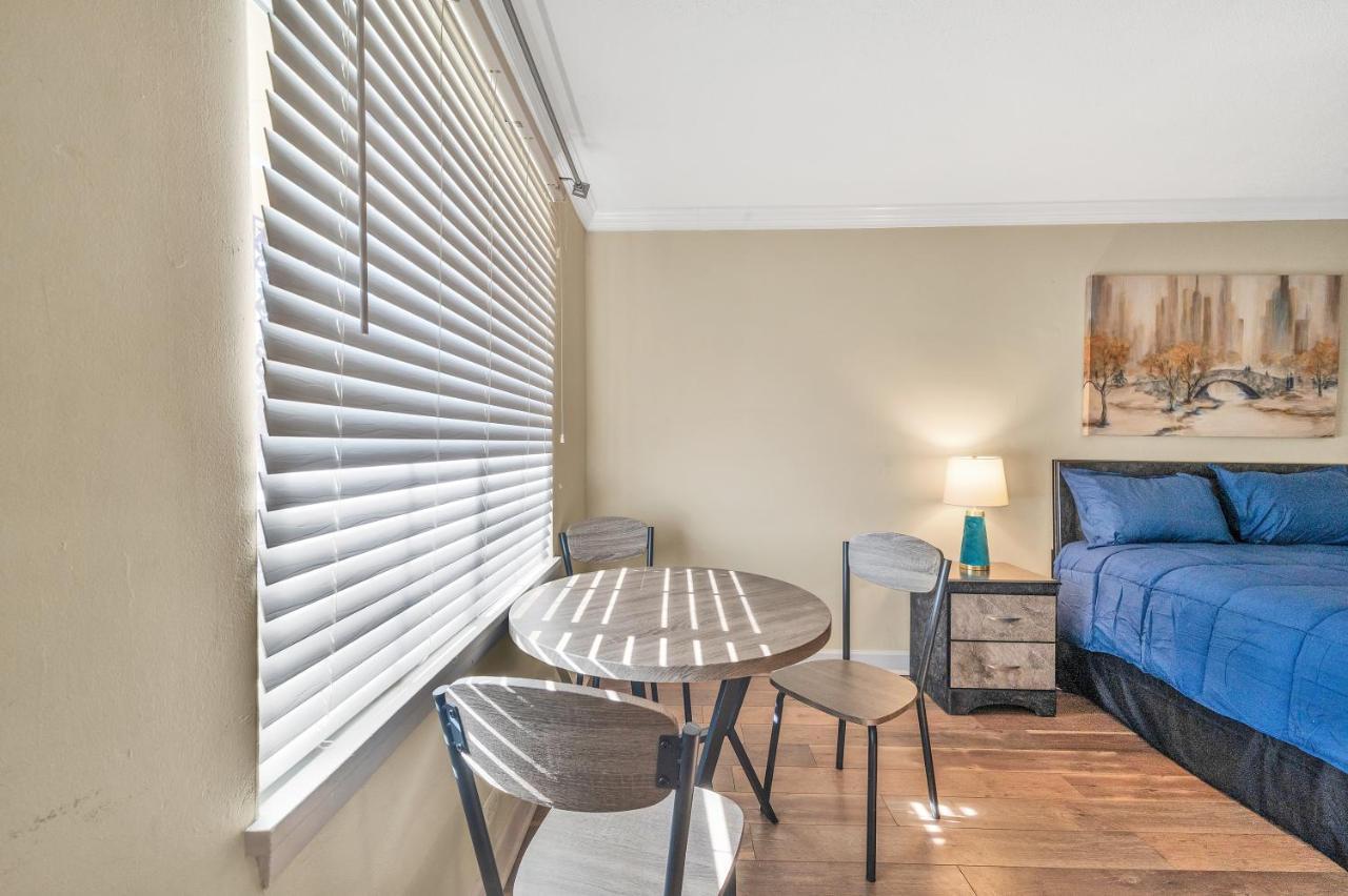 Residences At Windsor シャーロット エクステリア 写真